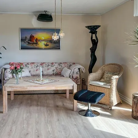 4 Bedroom Lovely In Oster Assels
