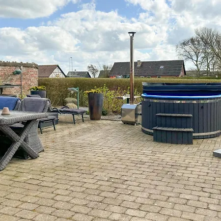 4 Bedroom Lovely In