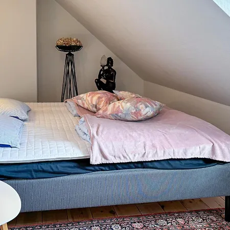 4 Bedroom Lovely In 別荘 *