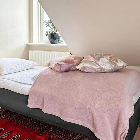 別荘 4 Bedroom Lovely In Øster Assels